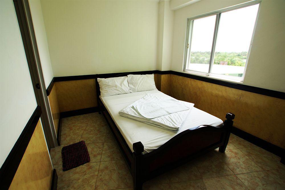 Green One Hotel Lapu-Lapu City Exteriér fotografie